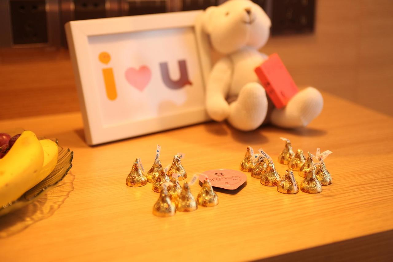 Iu Hotel Shanghai Dongchuan Road Metro Station エクステリア 写真