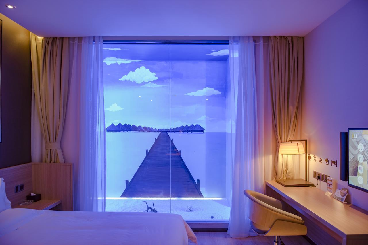 Iu Hotel Shanghai Dongchuan Road Metro Station エクステリア 写真